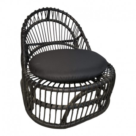 343-000094 Πολυθρόνα Tromso paakoworld pe rattan σε μαύρη απόχρωση με μαύρο μαξιλάρι 80x85x98εκ