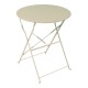 400-000004 Τραπεζι Bistro pakoworld μεταλλικό αναδιπλούμενο σε μπεζ απόχρωση Φ60x71εκ