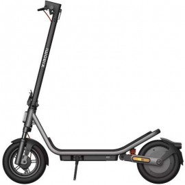 Xiaomi Electric Scooter 6 Pro Ηλεκτρικό Πατίνι με 25km/h Max Ταχύτητα και 70km Αυτονομία σε Μαύρο Χρώμα